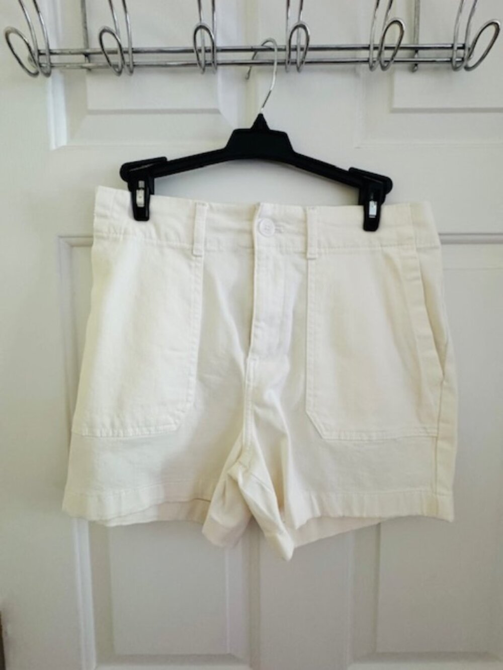 NWT Bagatelle Collection White Utility Shorts Women's Size 8 High Rise Pockets